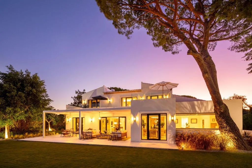 Villa 484m² in Portugal, Oeirash. Priced at 4200000€ rent photo-10