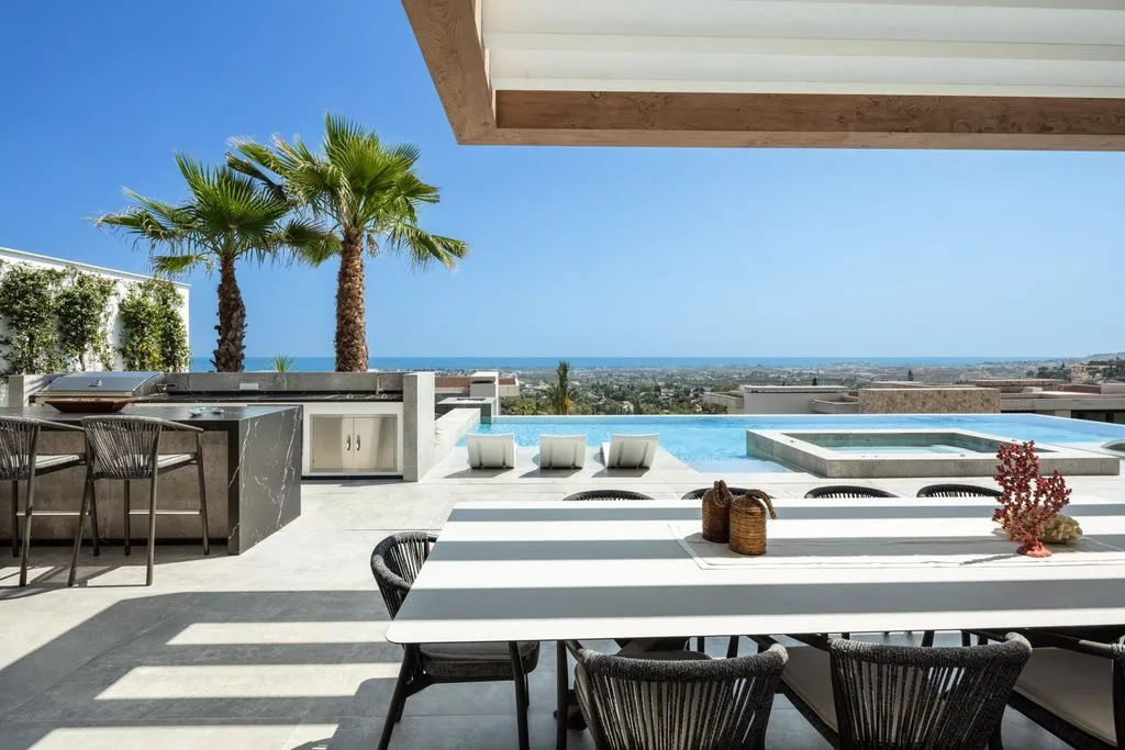 Villa 484m² in Portugal, Oeirash. Priced at 4200000€ rent photo-13