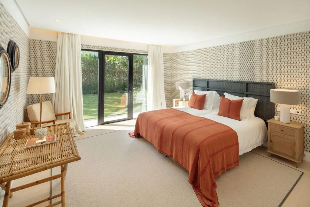 Villa 484m² in Portugal, Oeirash. Priced at 4200000€ rent photo-15