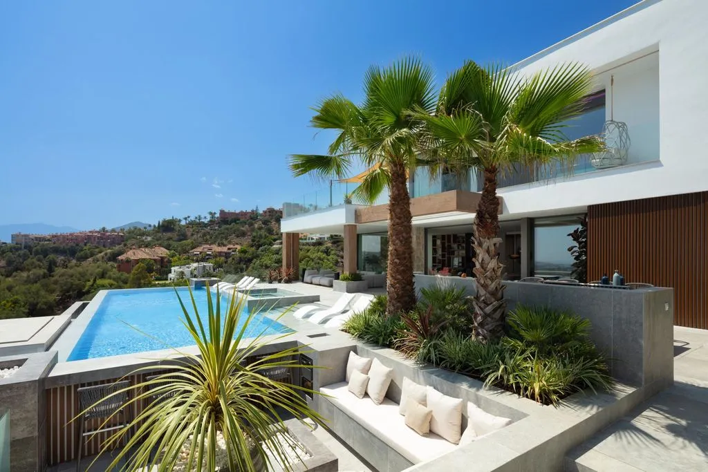 Villa 484m² in Portugal, Oeirash. Priced at 4200000€ rent photo-19