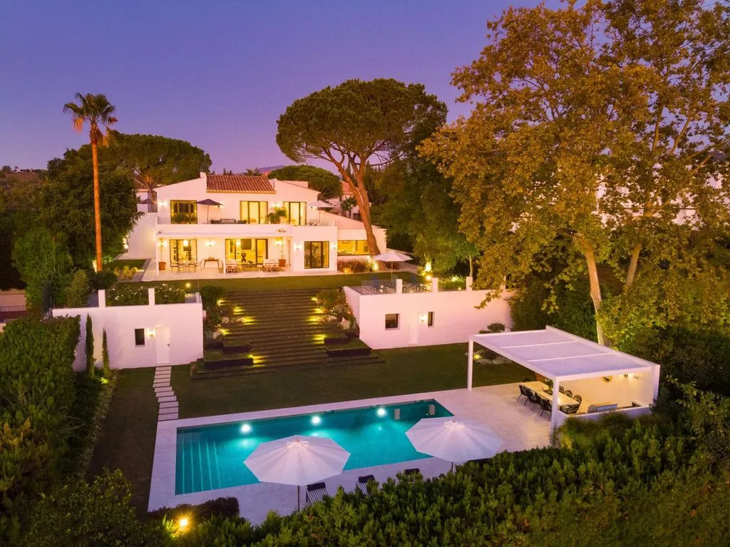 Villa 484m² in Portugal, Oeirash. Priced at 4200000€ rent photo-20