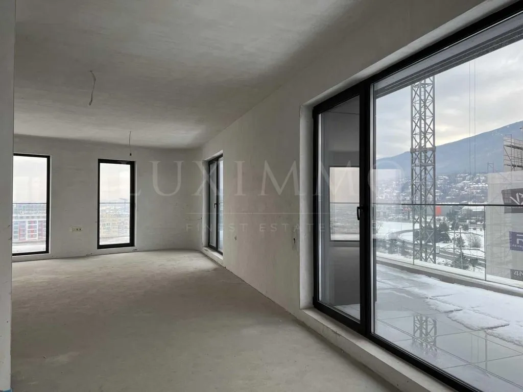 Penthouse 334m² in Bulgaria, Sofia. Priced at 518000€ rent photo-4