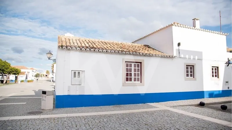 Shop 144m² in Portugal, Porto. Priced at 687745£ rent photo-2