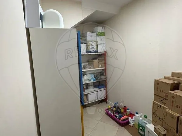 Shop 130m² in Portugal, Porto. Priced at 59748£ rent photo-1