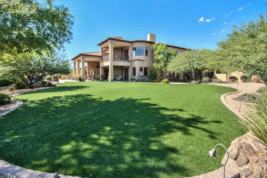 House 958m² in USA, Scottsdale. Priced at 4454700€ rent photo-2