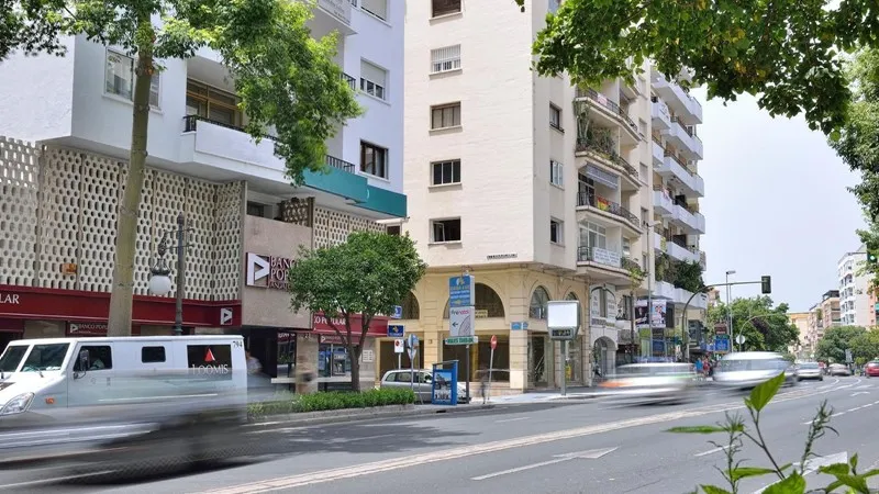 Office 375m² in Portugal, Oeirash. Priced at 2149204£ rent photo-3