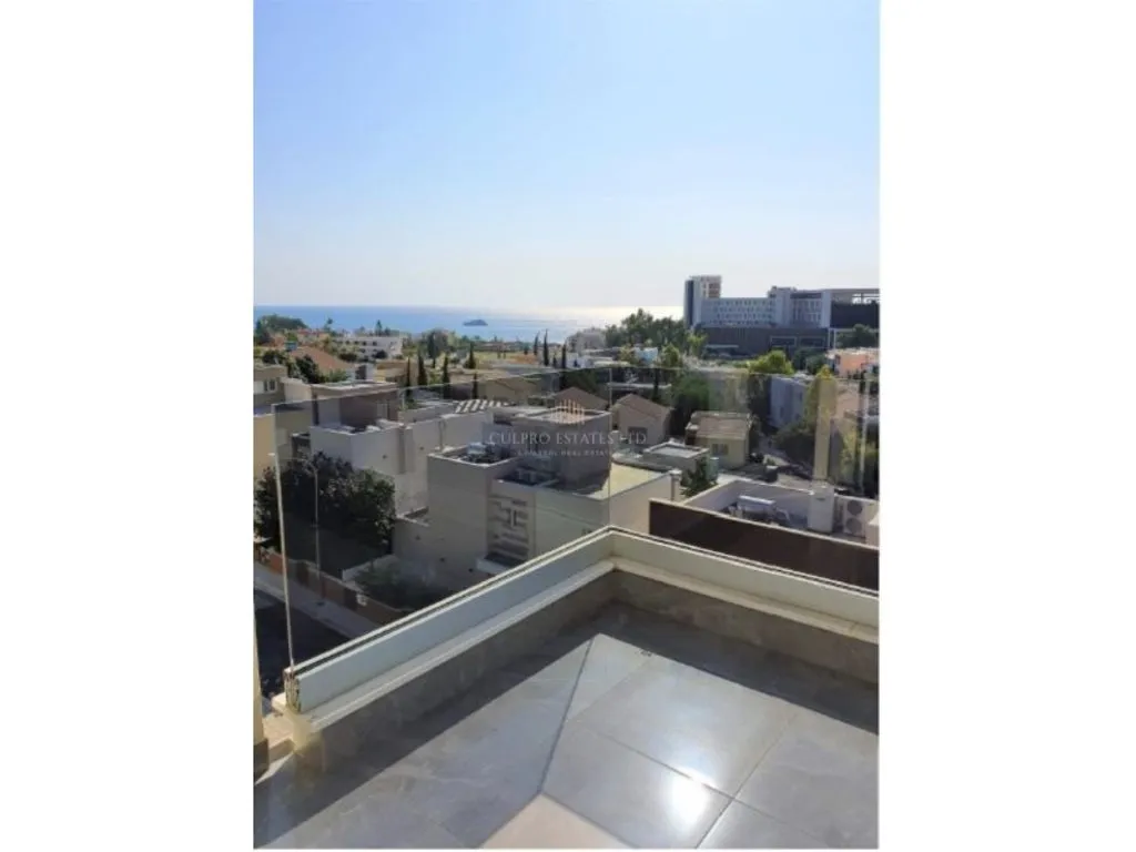 Flat 232m² in Cyprus, Limassol. Priced at 880000€ rent photo-2