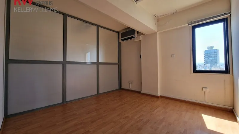 Office 300m² in Cyprus, Larnaca. Priced at 343013£ rent photo-5