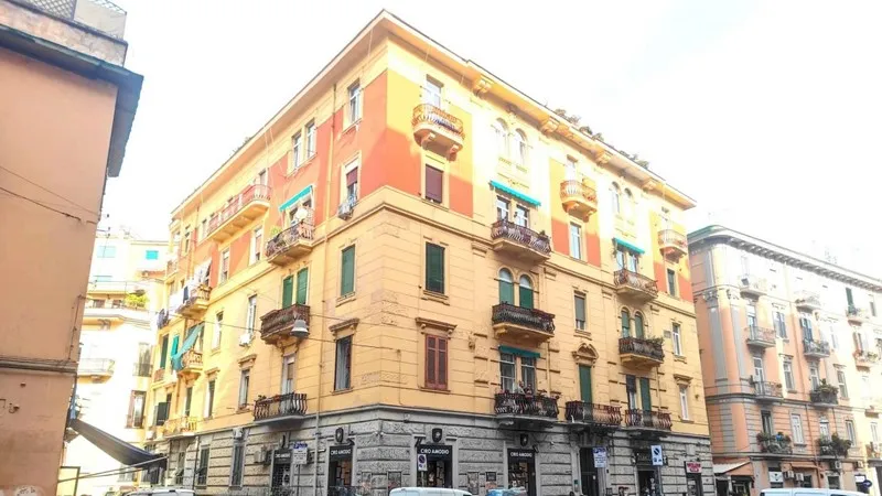 Flat 85m² in Italy, Naples. Priced at 353494£ rent photo-2