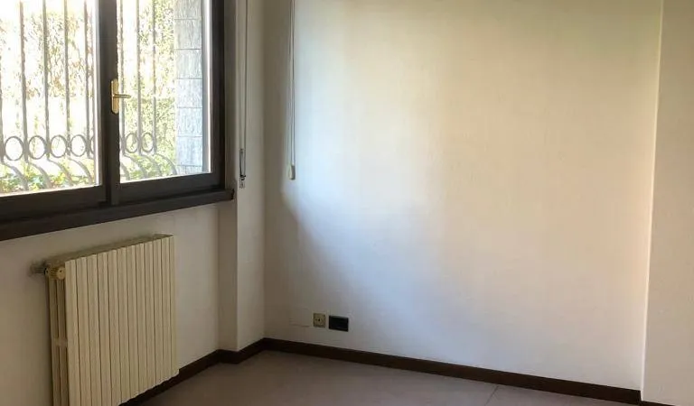 Flat 65m² in Italy, Bergamo. Priced at 186918£ rent photo-4