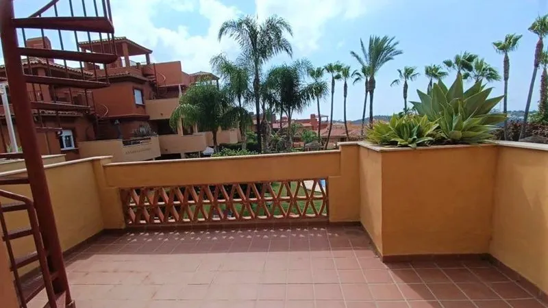 Flat 180m² in Portugal, Oeirash. Priced at 199033£ rent photo-3