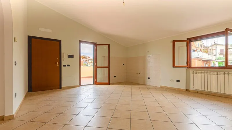 Flat 80m² in USA, Charlotte. Priced at 194706£ rent photo-2